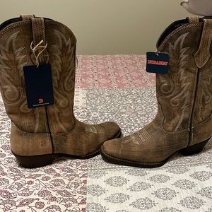 Women’s cowboy boots